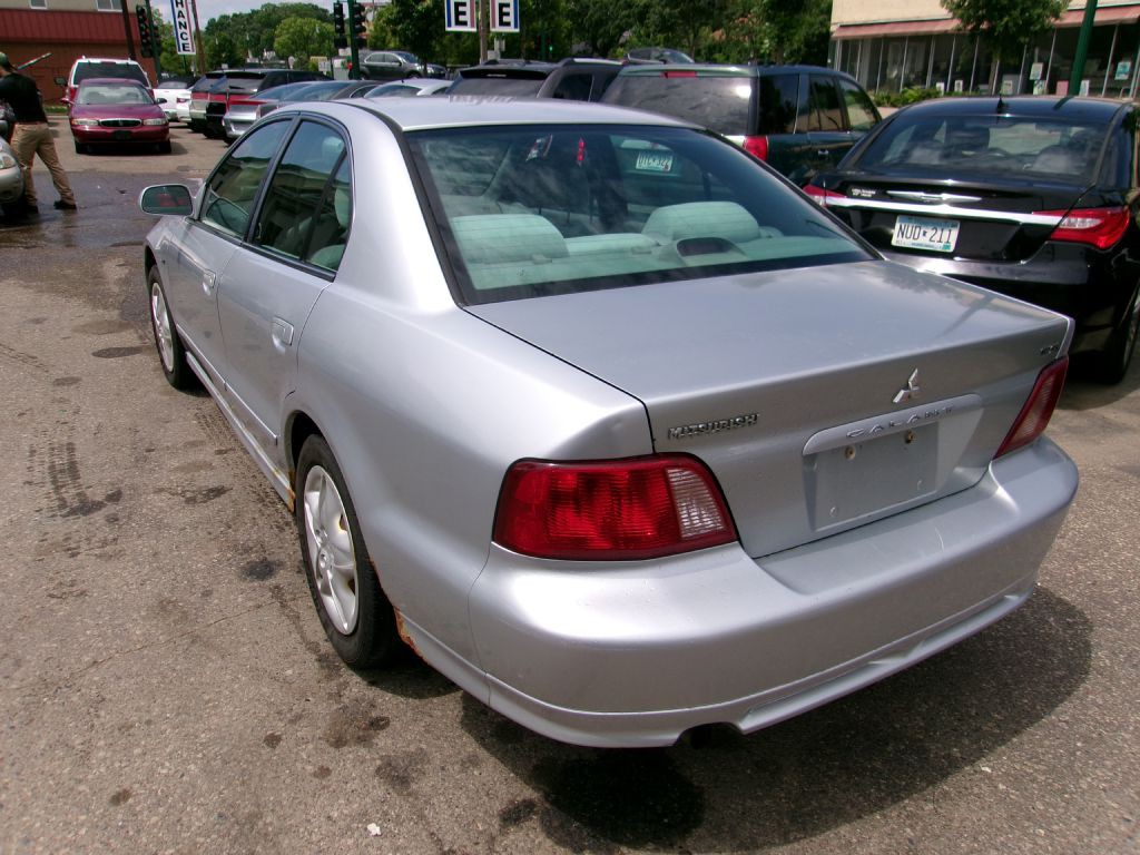 2002 Mitsubishi Galant Image 4