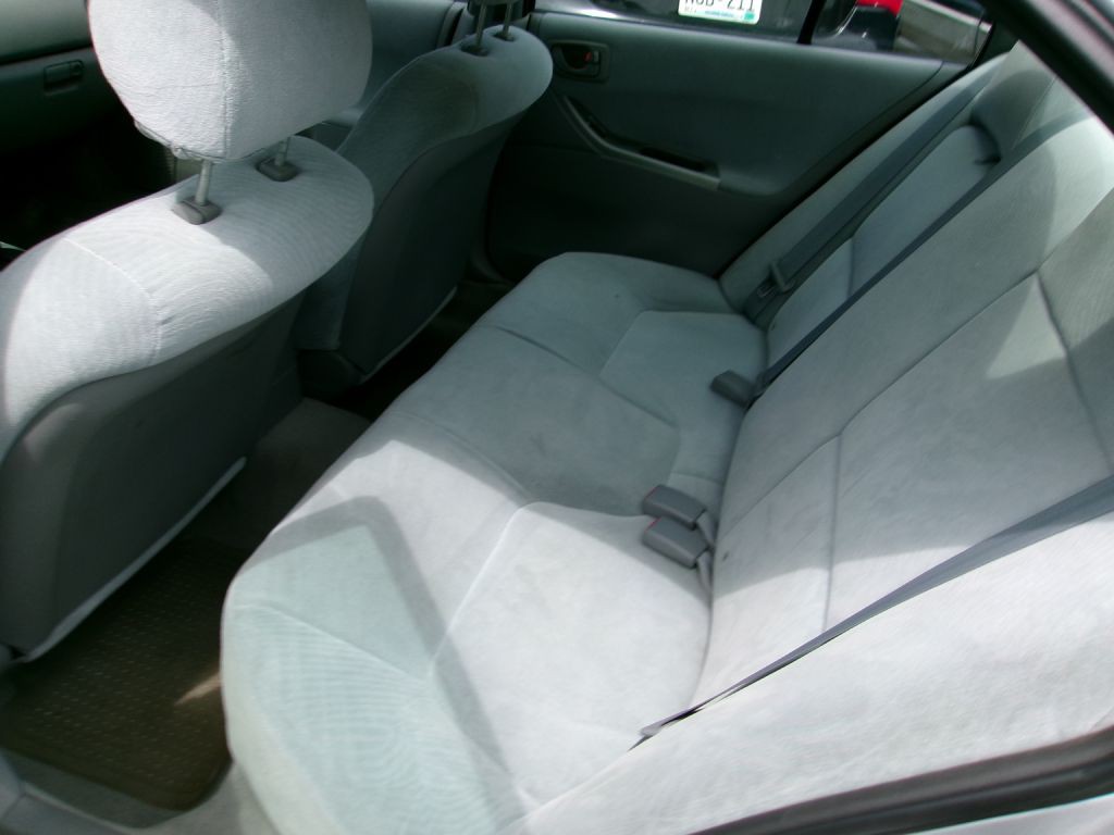 2002 Mitsubishi Galant Image 7
