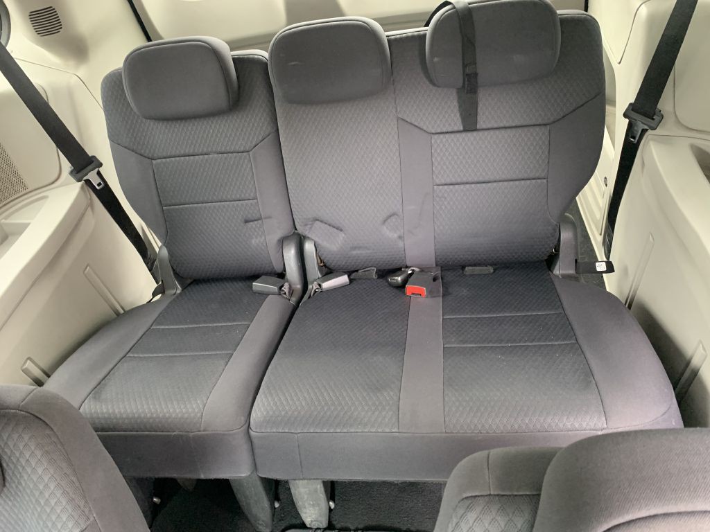 2010 Dodge Grand Caravan Image 9