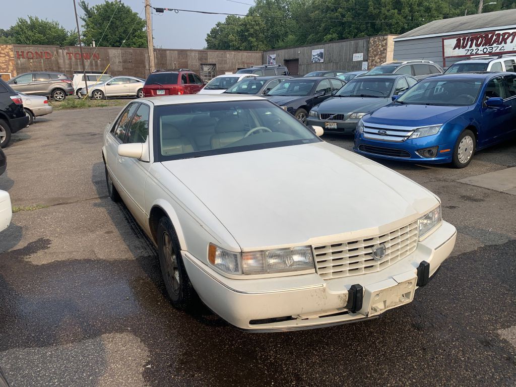 1997 Cadillac Seville Image 2