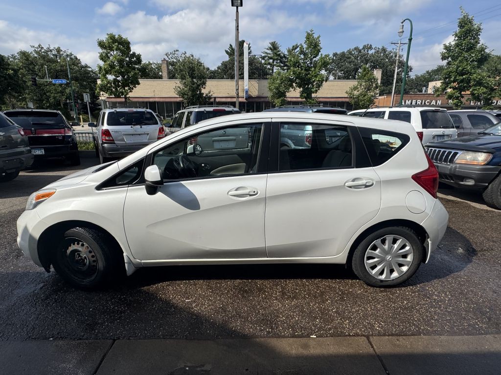 2014 Nissan Versa Image 3