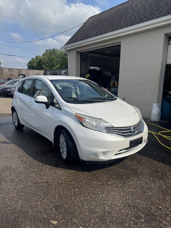 2014 Nissan Versa Image 5