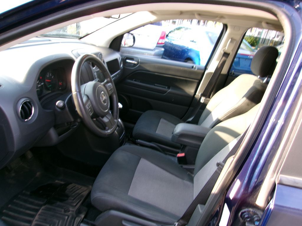 2013 Jeep Compass Image 6