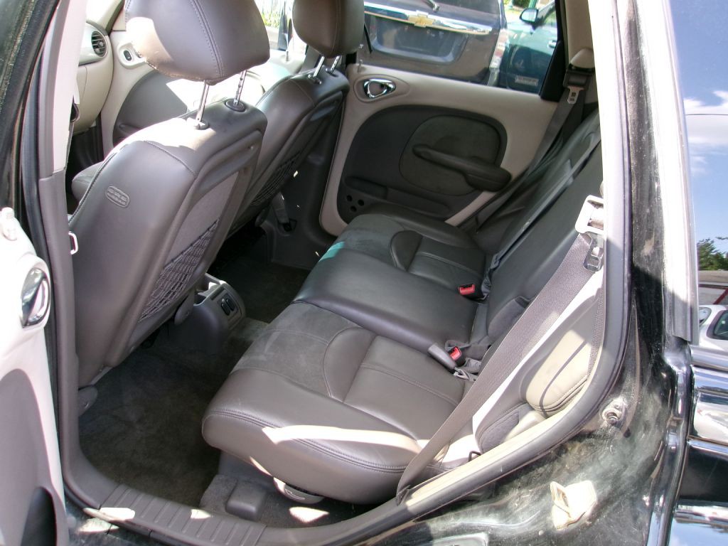2001 Chrysler PT Cruiser Image 7