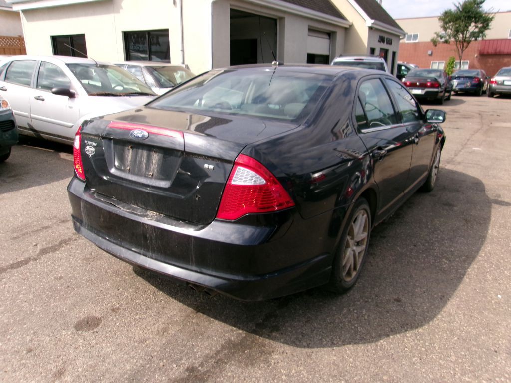 2010 Ford Fusion Image 4