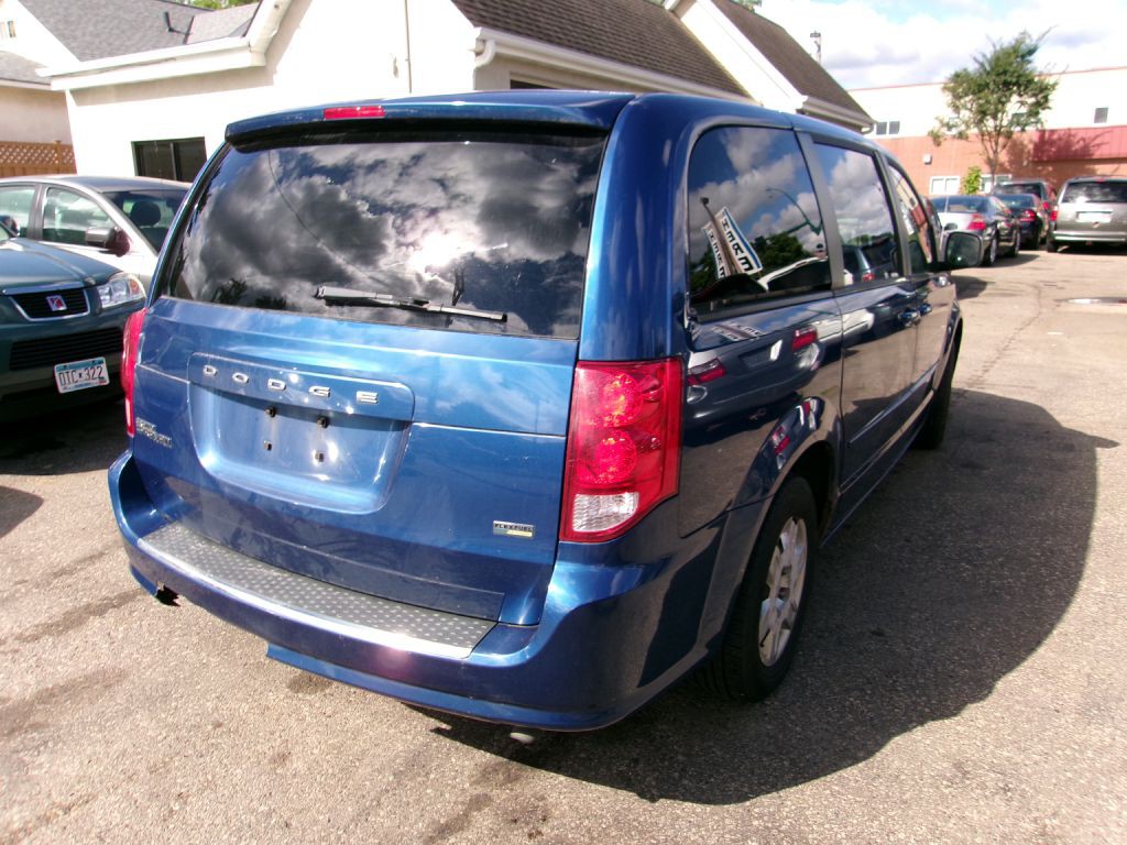 2011 Dodge Grand Caravan Image 5
