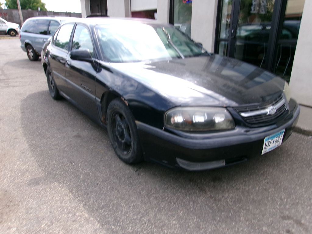 2002 Chevrolet Impala Image 3