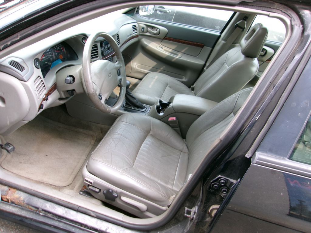 2002 Chevrolet Impala Image 6
