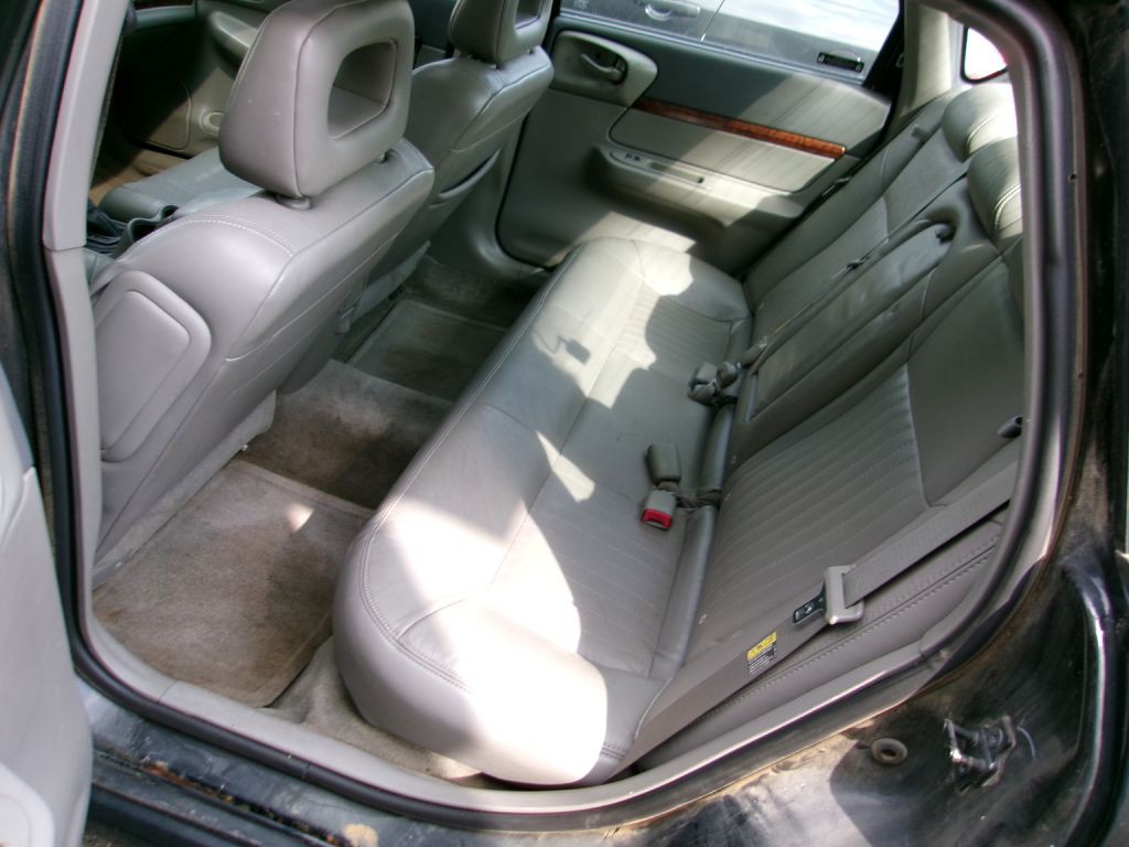 2002 Chevrolet Impala Image 7