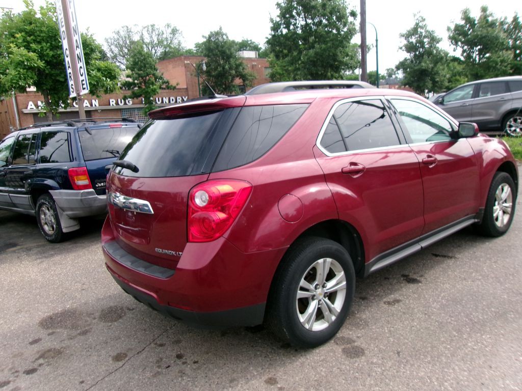 2011 Chevrolet Equinox Image 4
