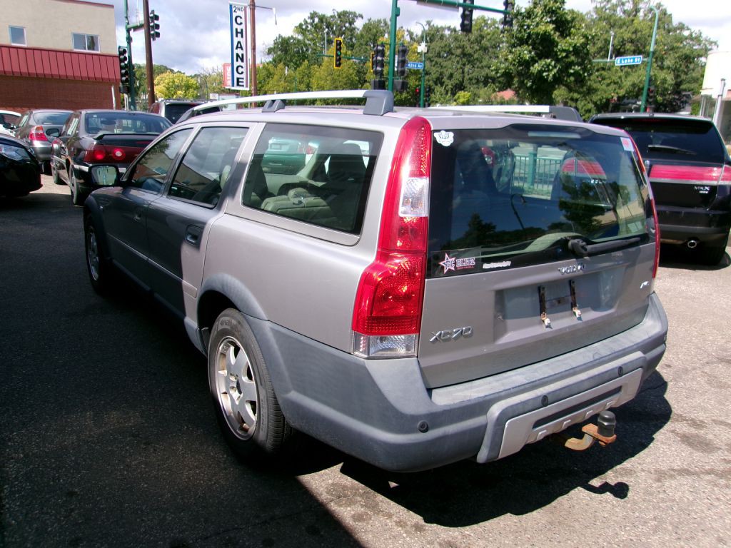 2005 Volvo XC70 Image 5