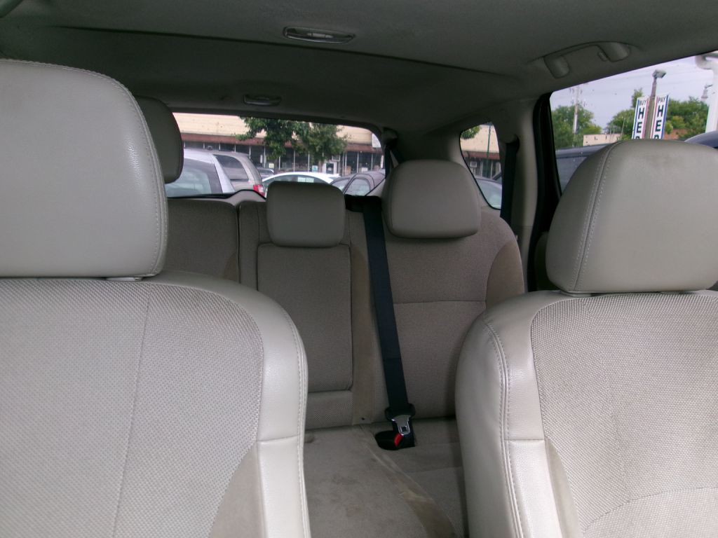 2010 Mitsubishi Outlander Image 9