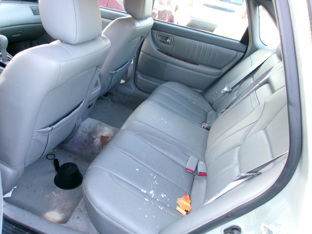 2001 Toyota Avalon Image 7
