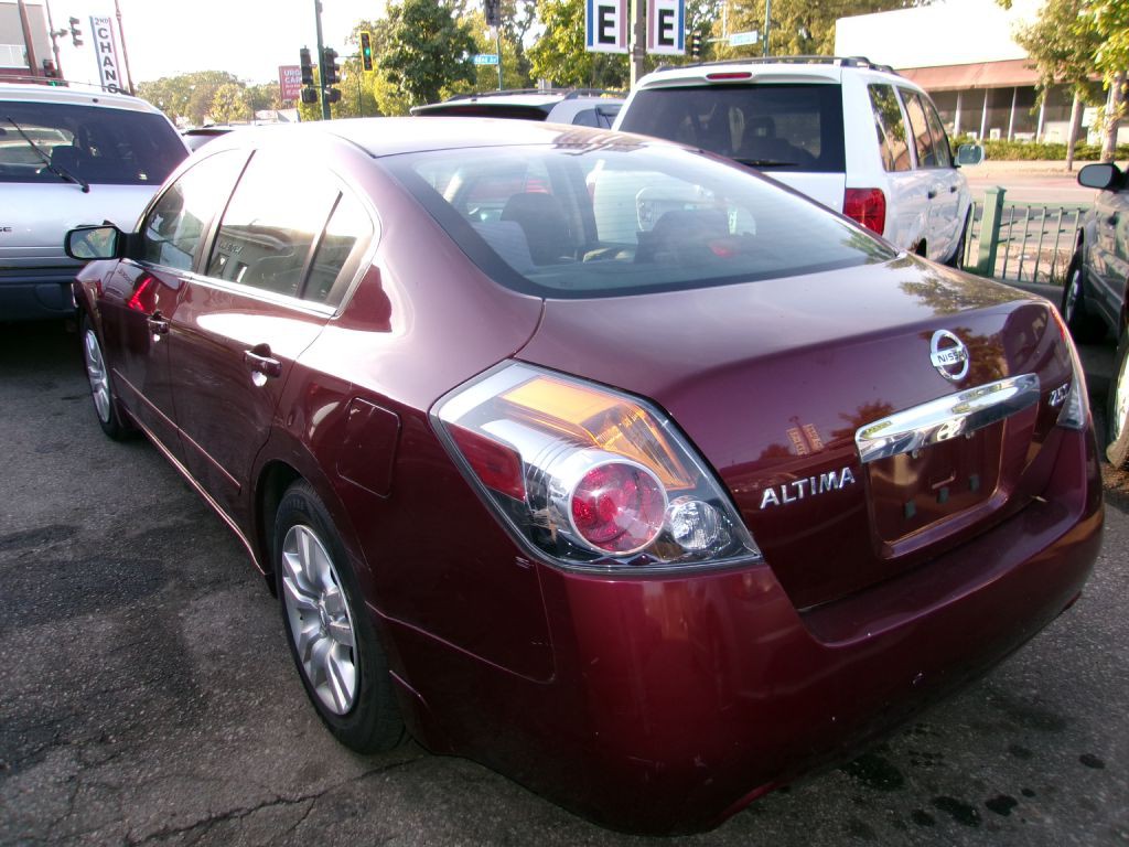 2012 Nissan Altima Image 3