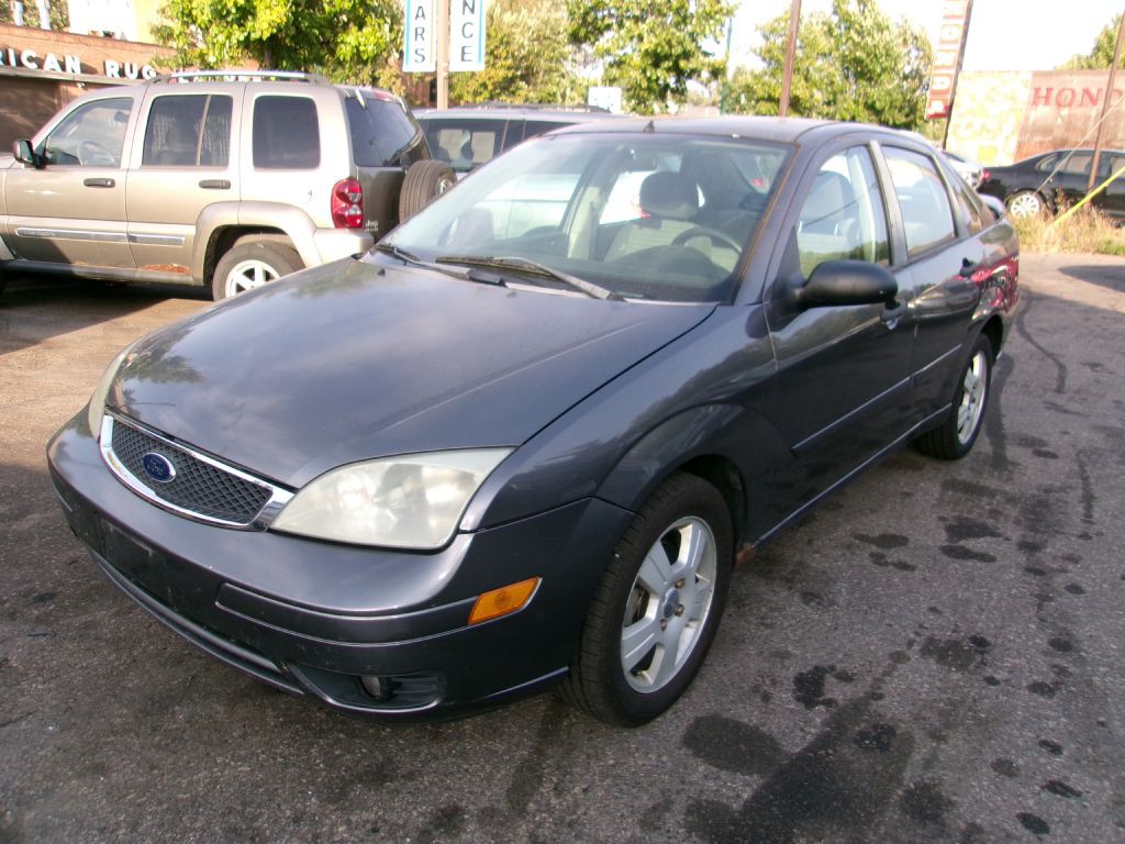 2007 Ford Focus Image 3