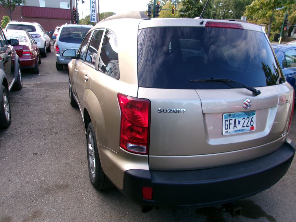 2007 Suzuki XL7 Image 4