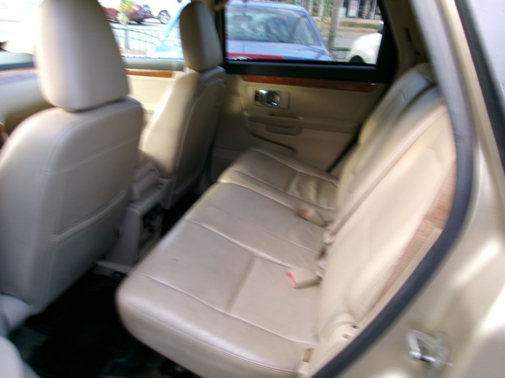 2007 Suzuki XL7 Image 7