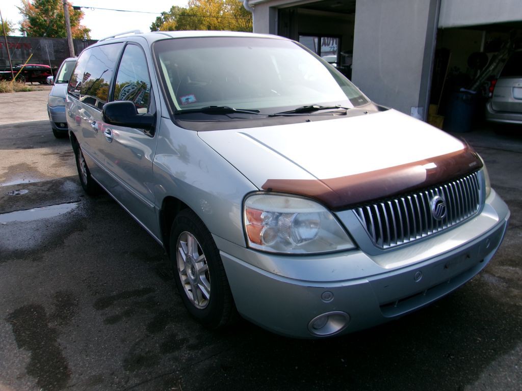 2005 Mercury Monterey Image 2