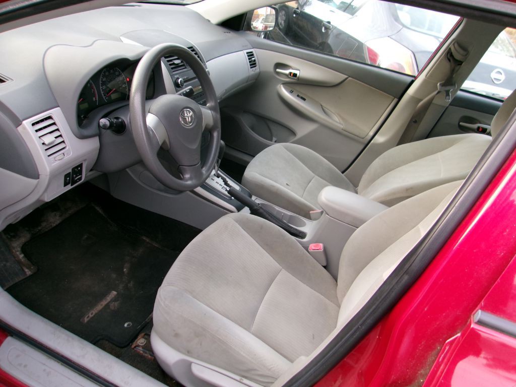 2010 Toyota Corolla Image 6