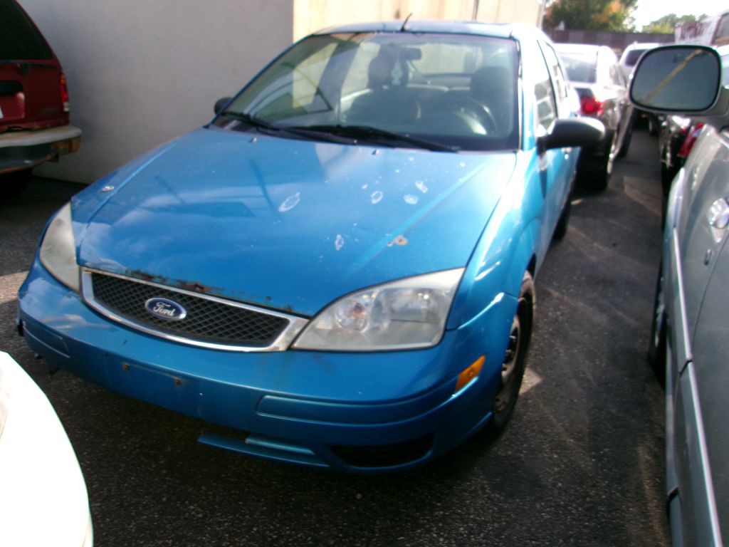 2007 Ford Focus Image 2
