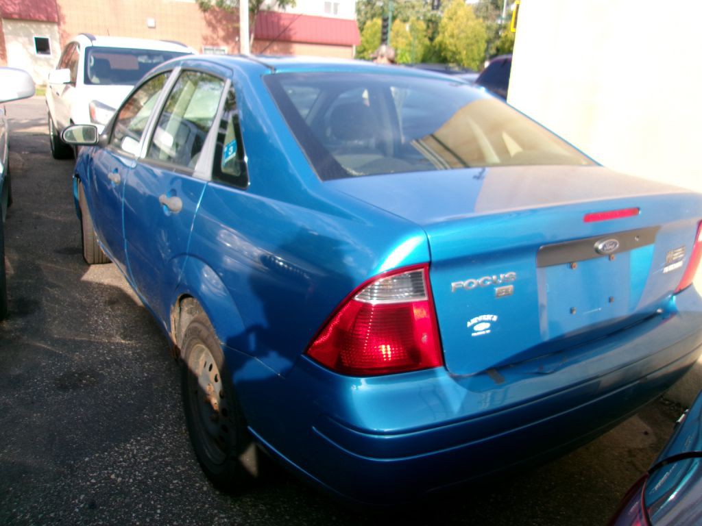 2007 Ford Focus Image 4