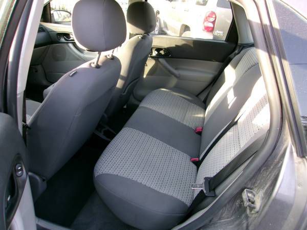 2007 Ford Focus Image 7
