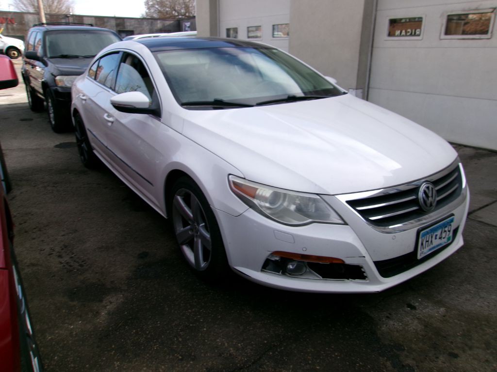 2009 Volkswagen CC Image 3