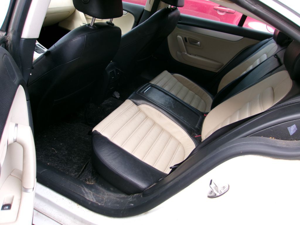 2009 Volkswagen CC Image 7