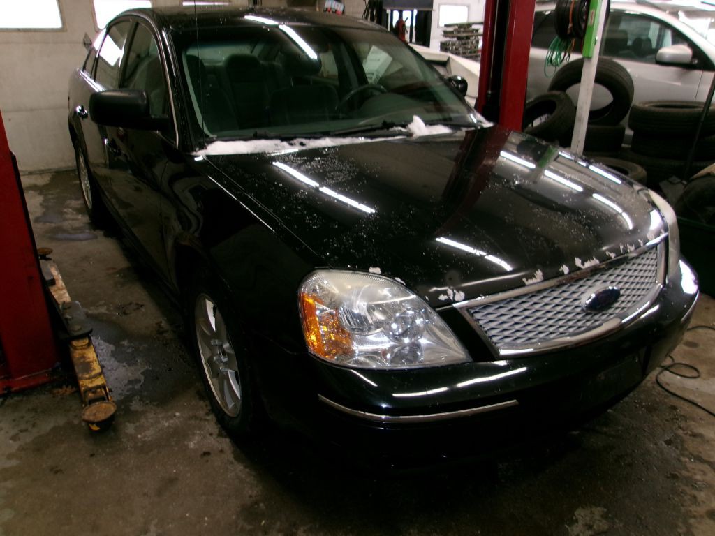 2007 Ford Five Hundred Image 3