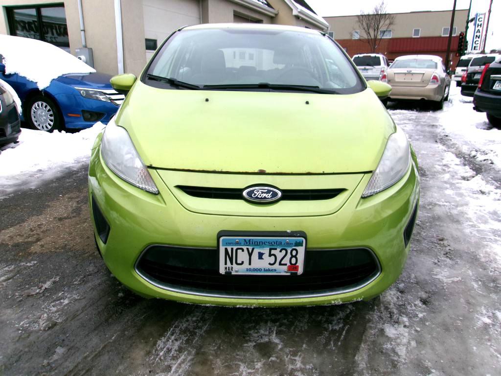 2012 Ford Fiesta Image 5
