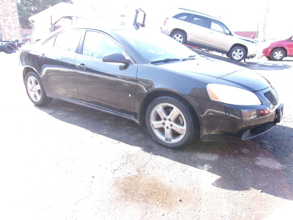 2008 Pontiac G6 Image 2
