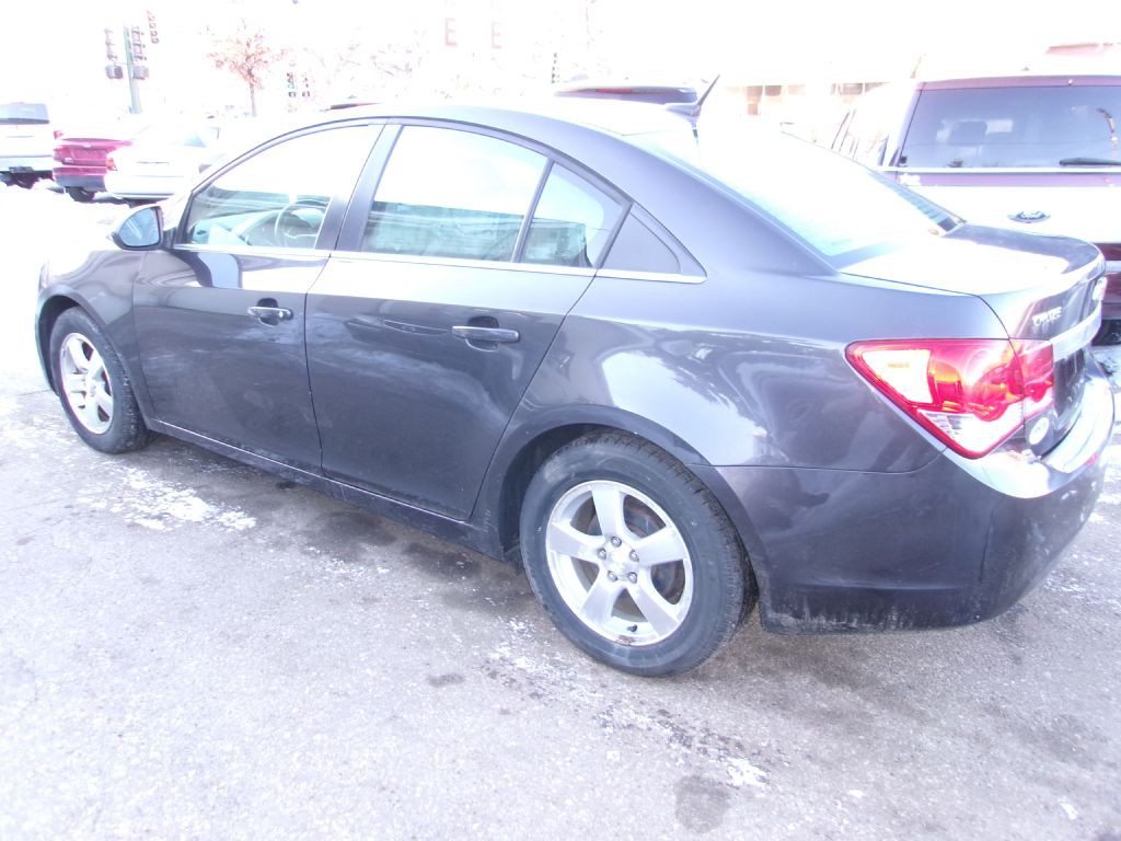 2014 Chevrolet Cruze Image 3