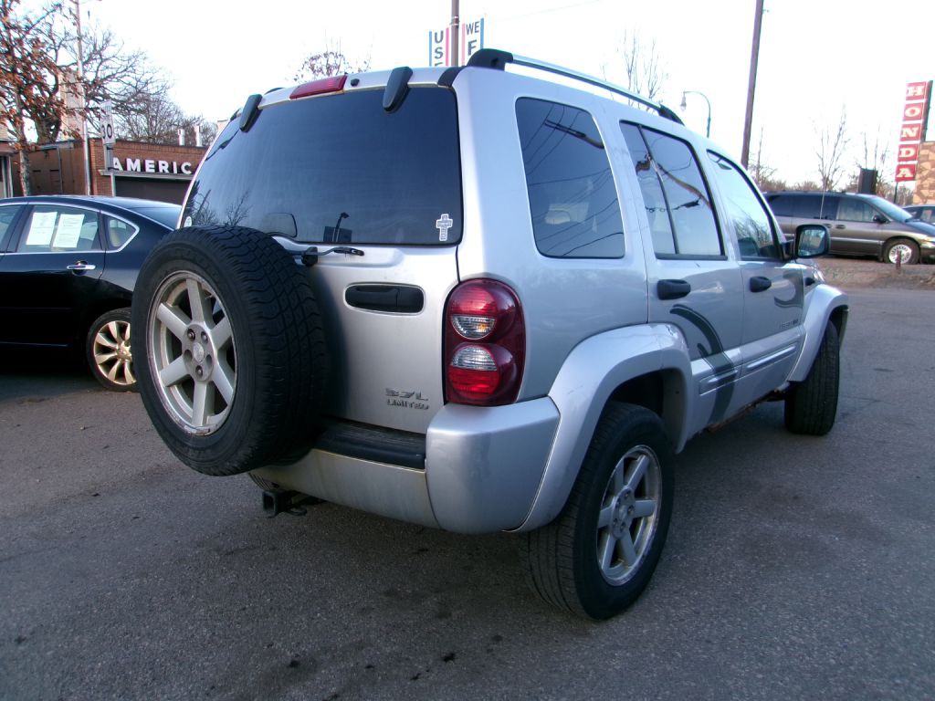2012 Jeep Liberty Image 3