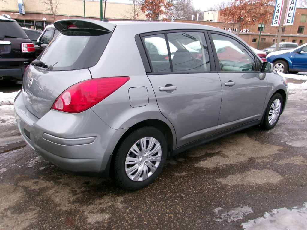 2009 Nissan Versa Image 4