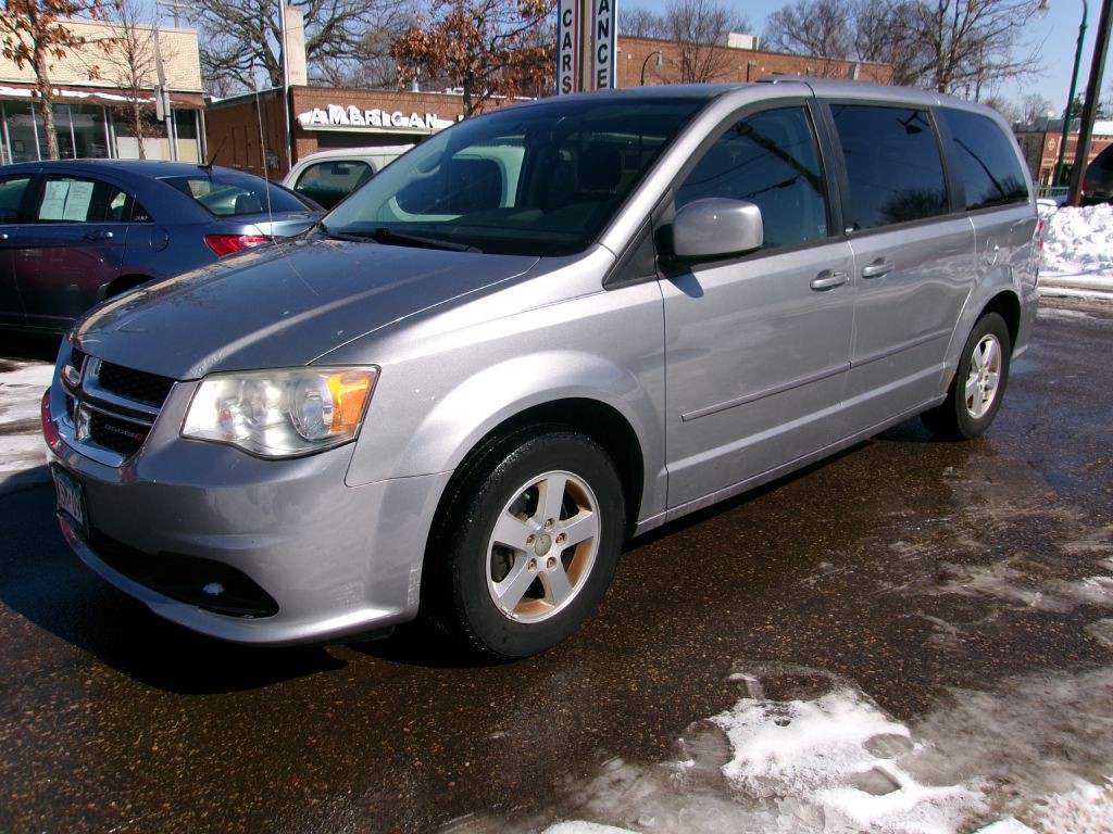 2013 Dodge Grand Caravan Image 2