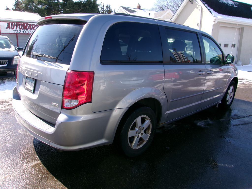 2013 Dodge Grand Caravan Image 4