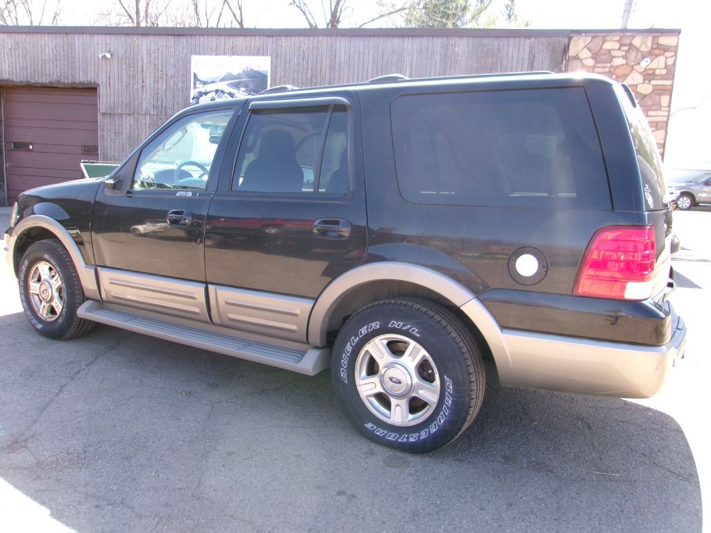 2003 Ford Expedition Image 3