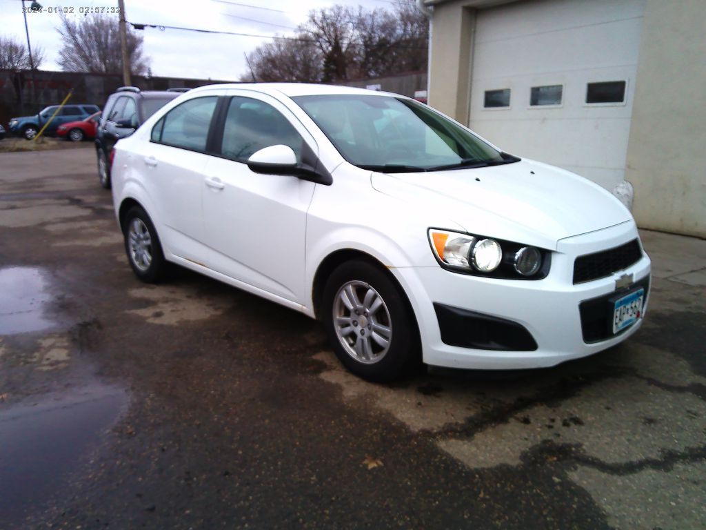 2012 Chevrolet Sonic Image 1
