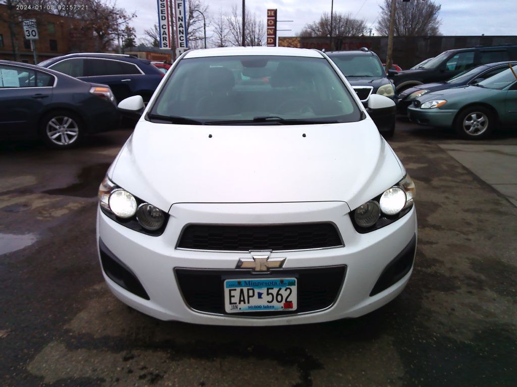 2012 Chevrolet Sonic Image 5