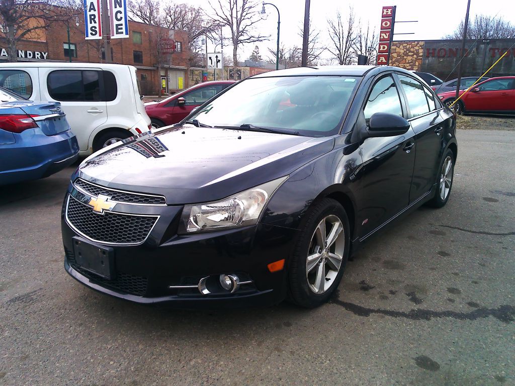 2012 Chevrolet Cruze Image 2