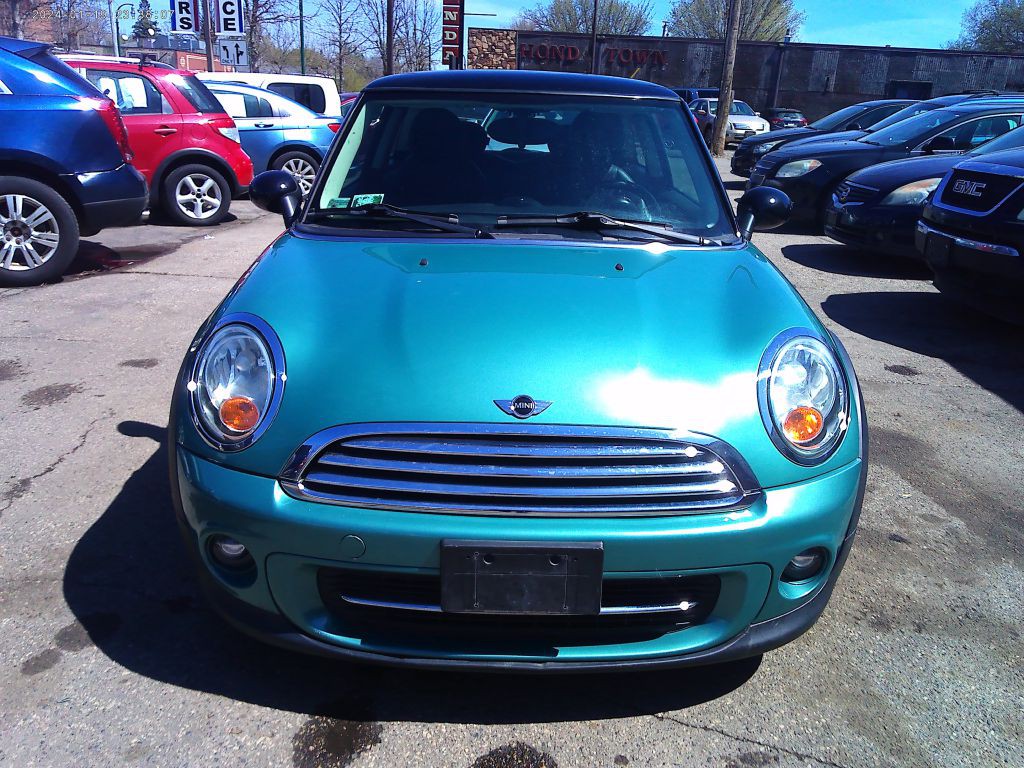 2012 MINI Cooper Image 3