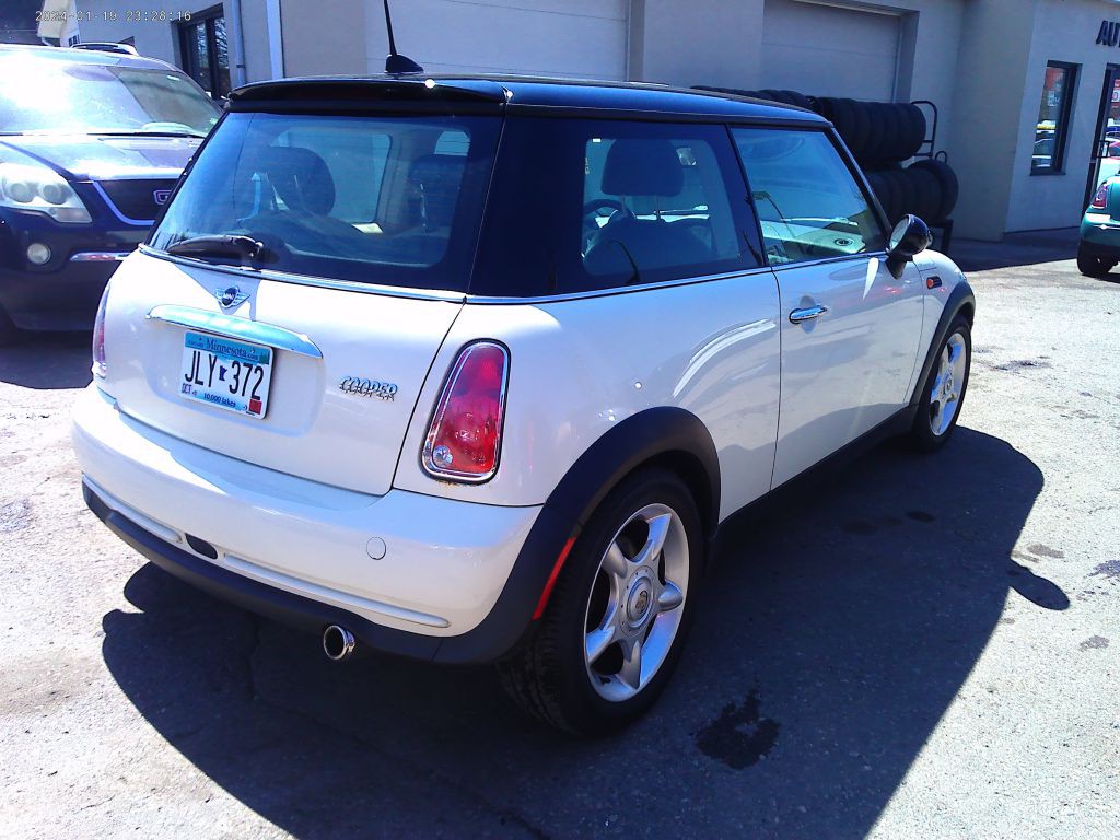 2006 MINI Cooper Image 4