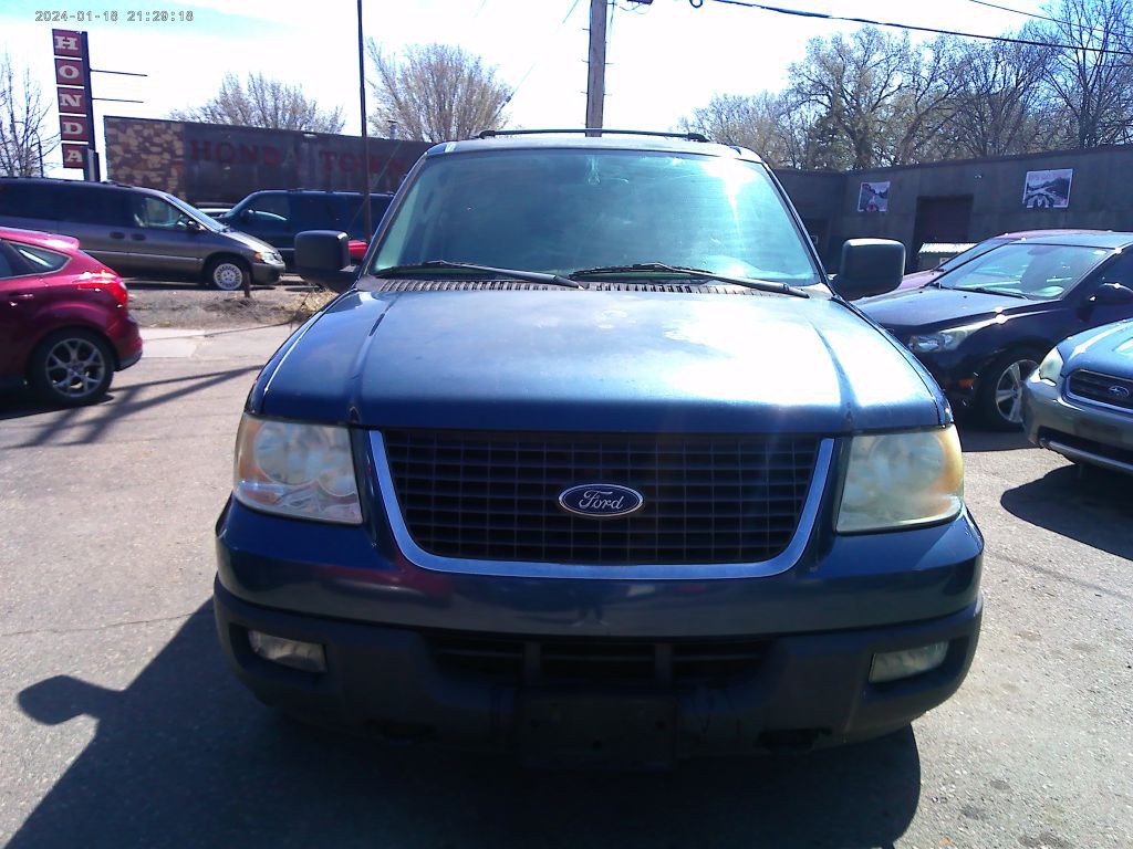 2004 Ford Expedition Image 3
