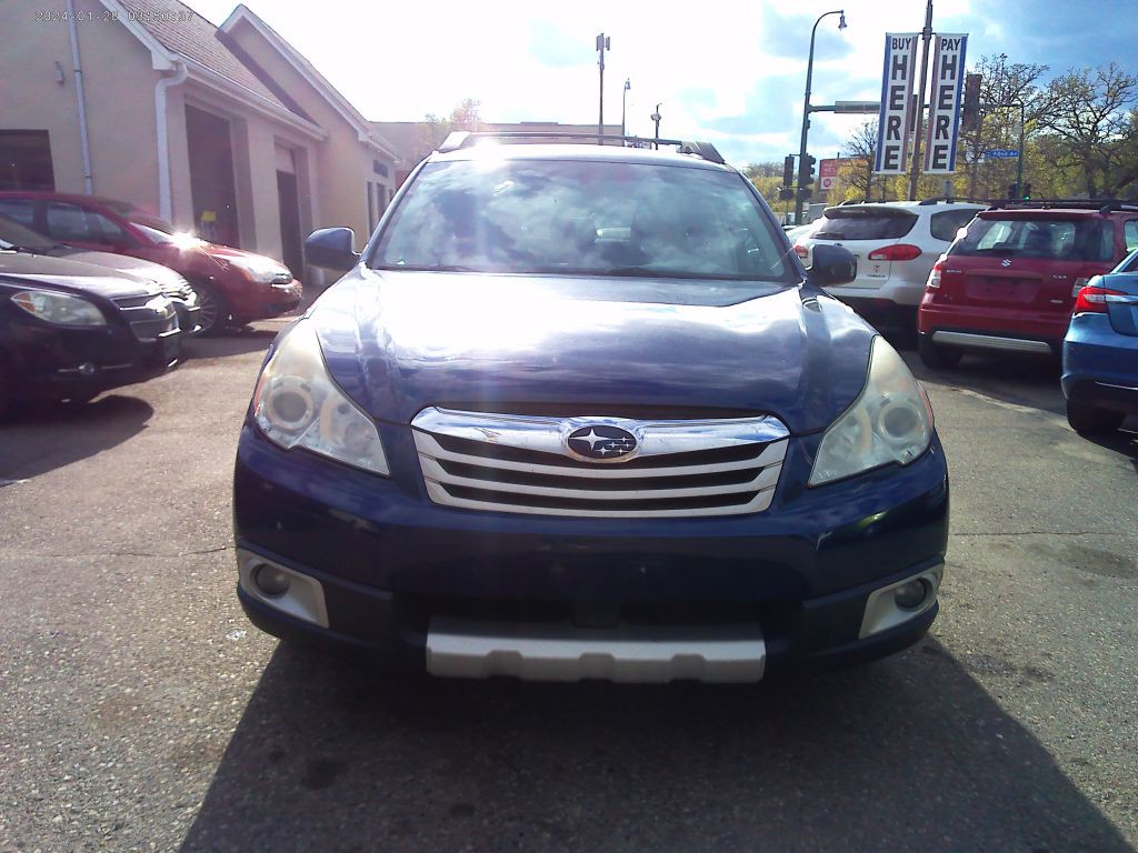 2011 Subaru Outback Image 3