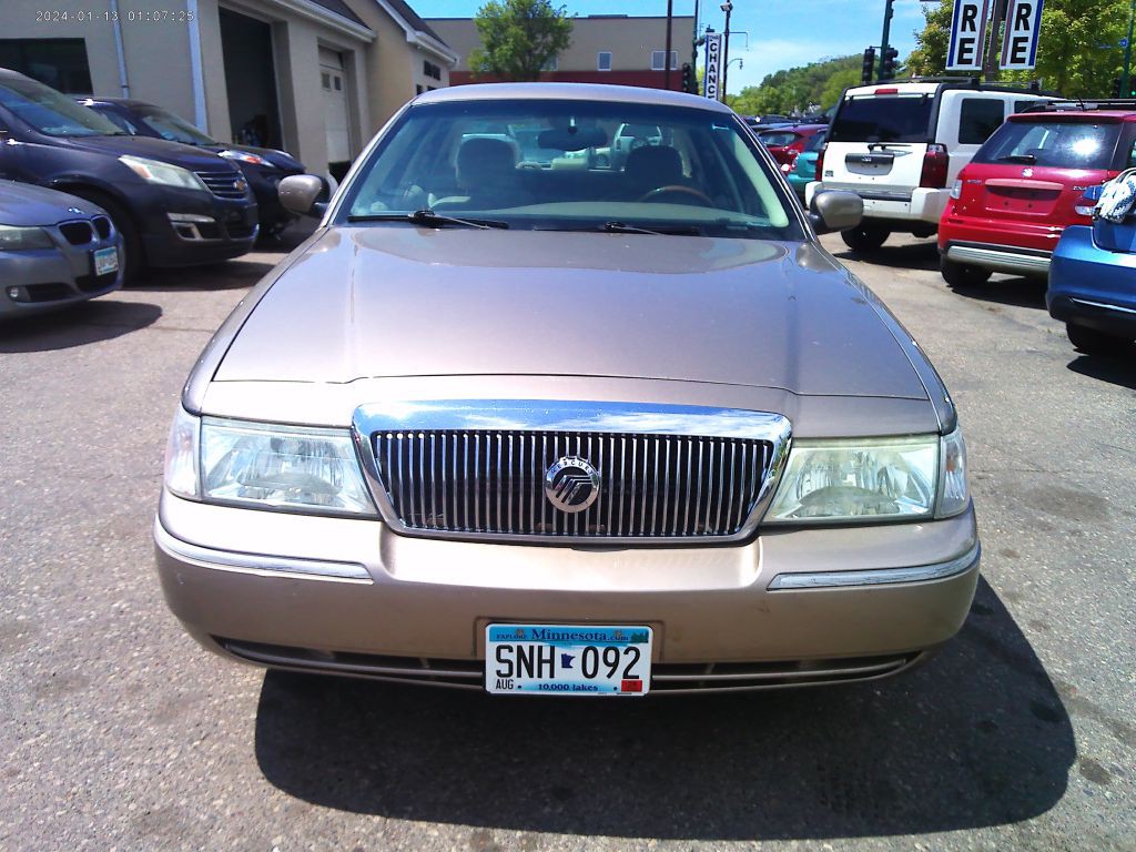 2004 Mercury Grand Marquis Image 3