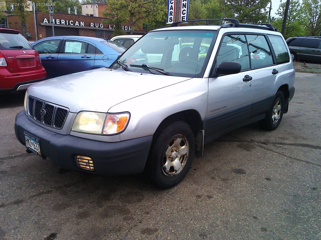 2002 Subaru Forester Image 2