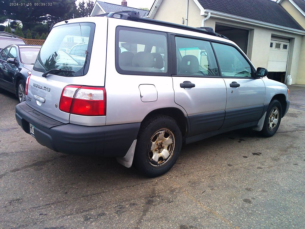 2002 Subaru Forester Image 4