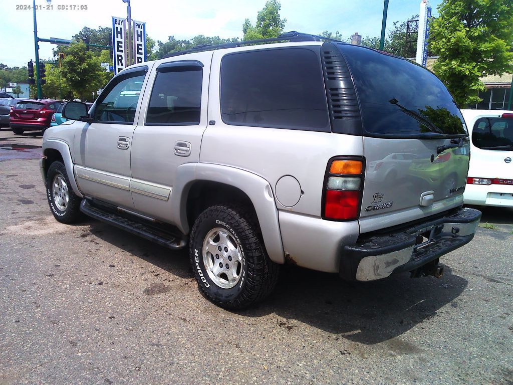 2004 Chevrolet Tahoe Image 4