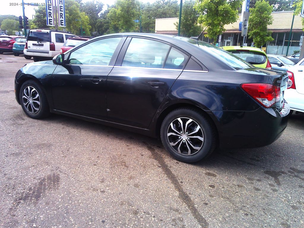 2012 Chevrolet Cruze Image 4