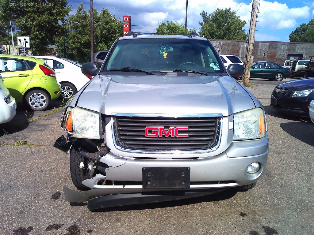 2005 GMC Envoy Image 3